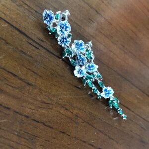 Flower vine earrings